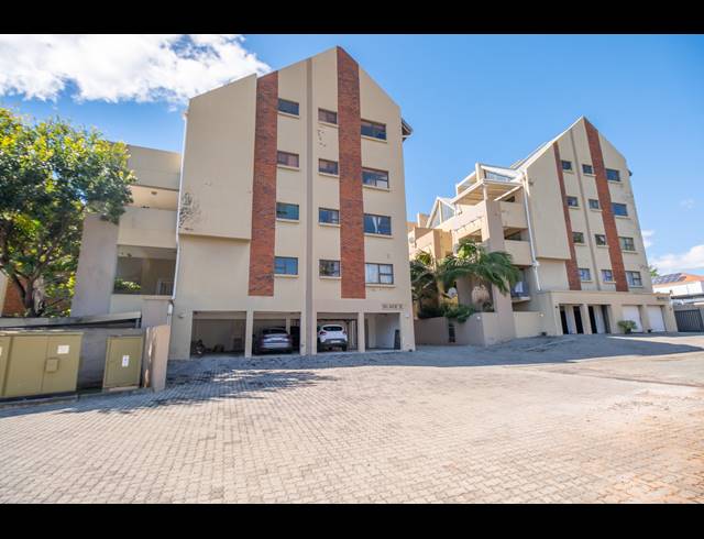 2 BEDROOM APARTMENT FOR SALE IN BLACKHEATH